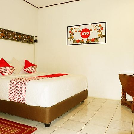 Cemara'S Homestay Batu  Buitenkant foto